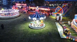 Ce faci în weekend? La Giroc, Luna Park-ul te așteaptă până seara târziu